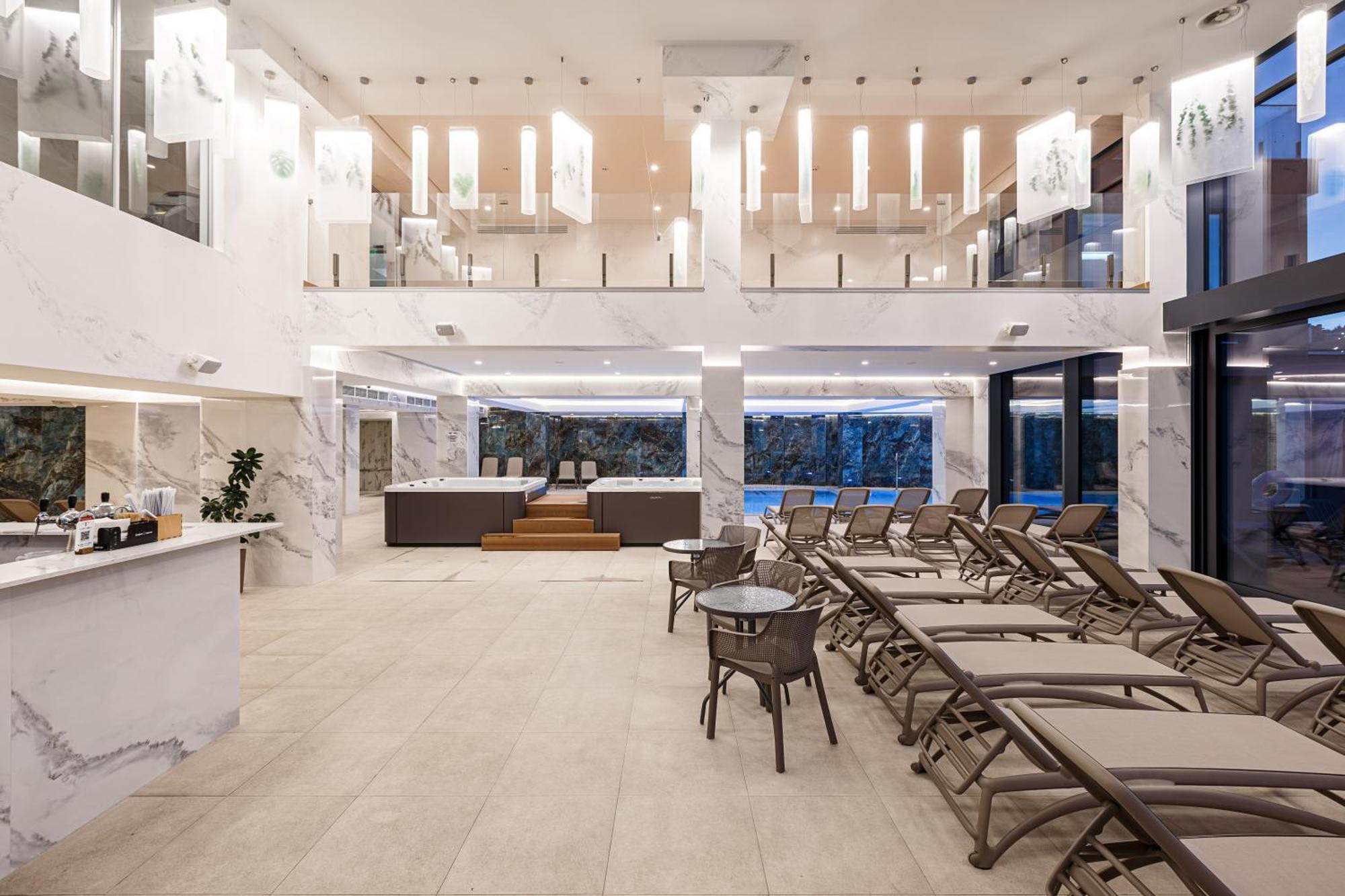 Tavel Hotel & Spa Буковел Екстериор снимка